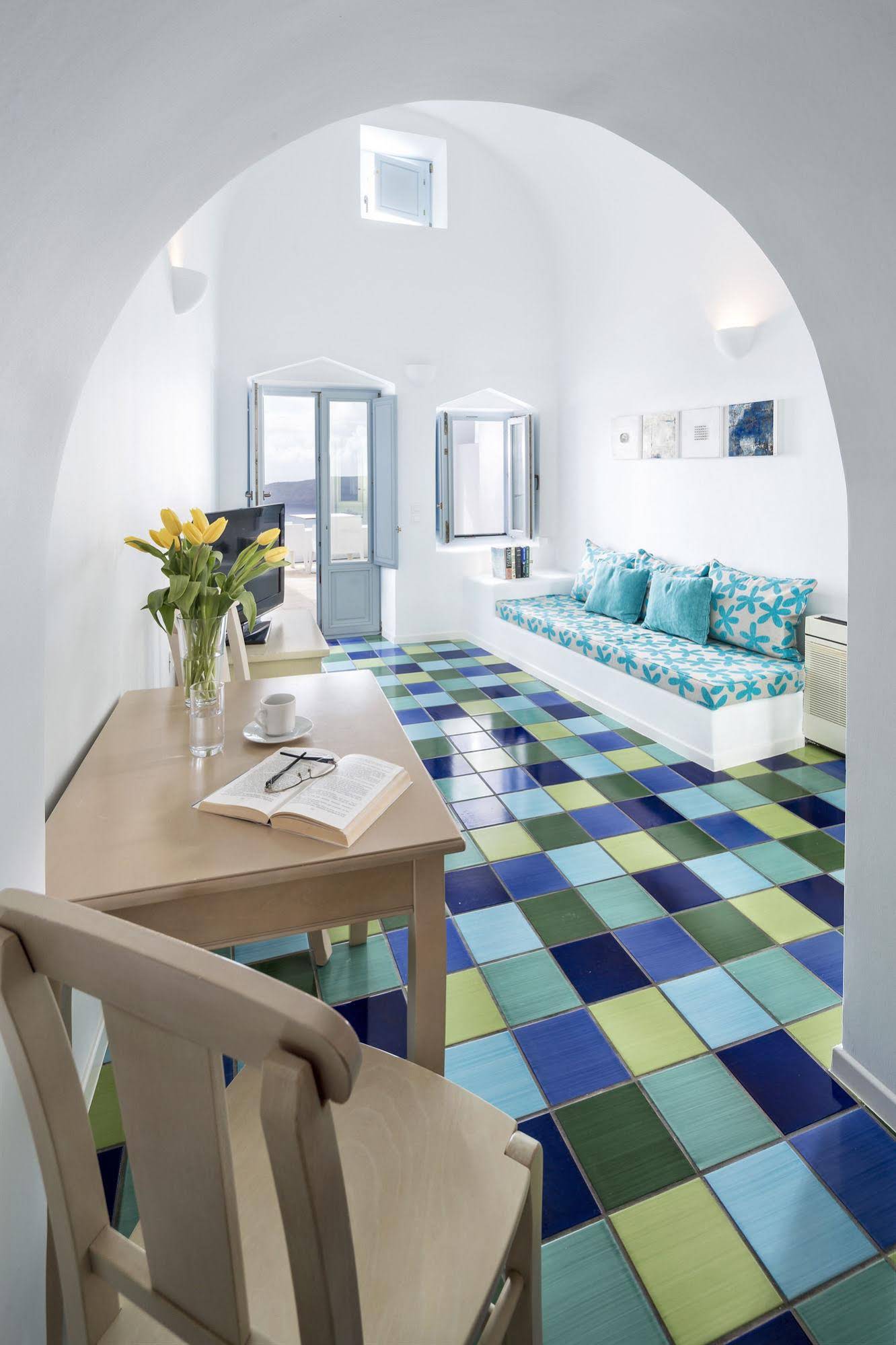 Astra Suites