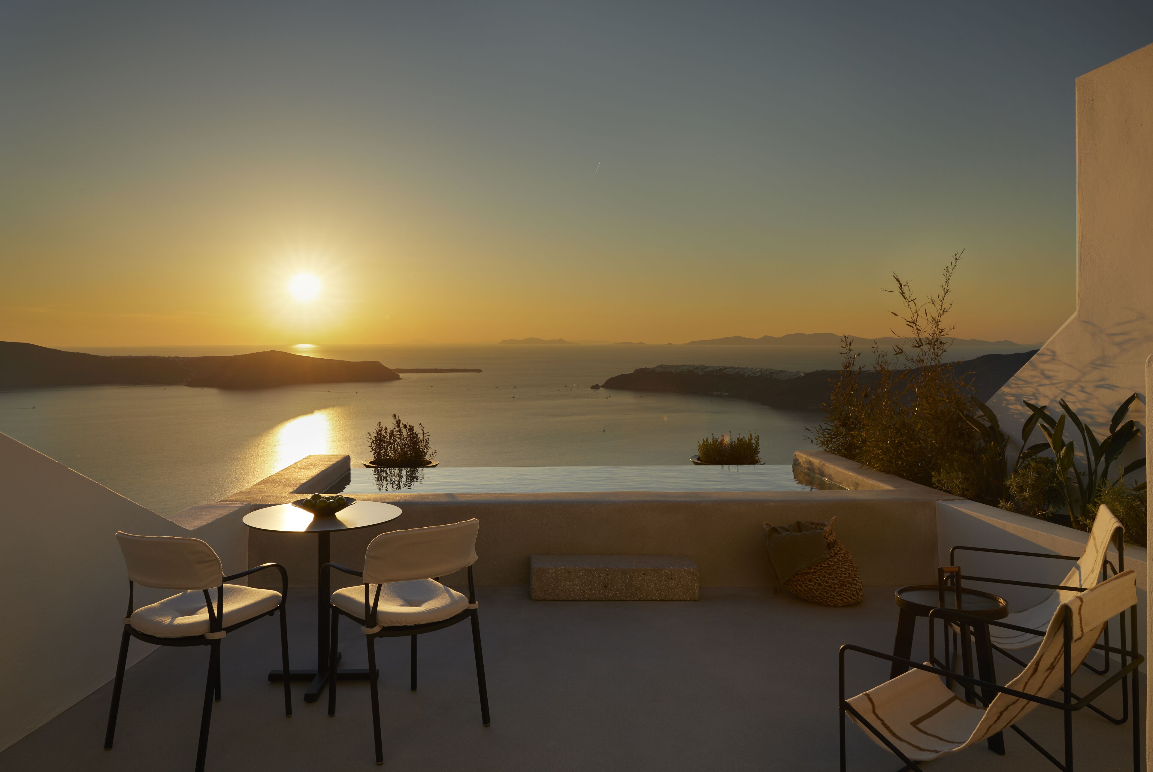 Atoles Retreat