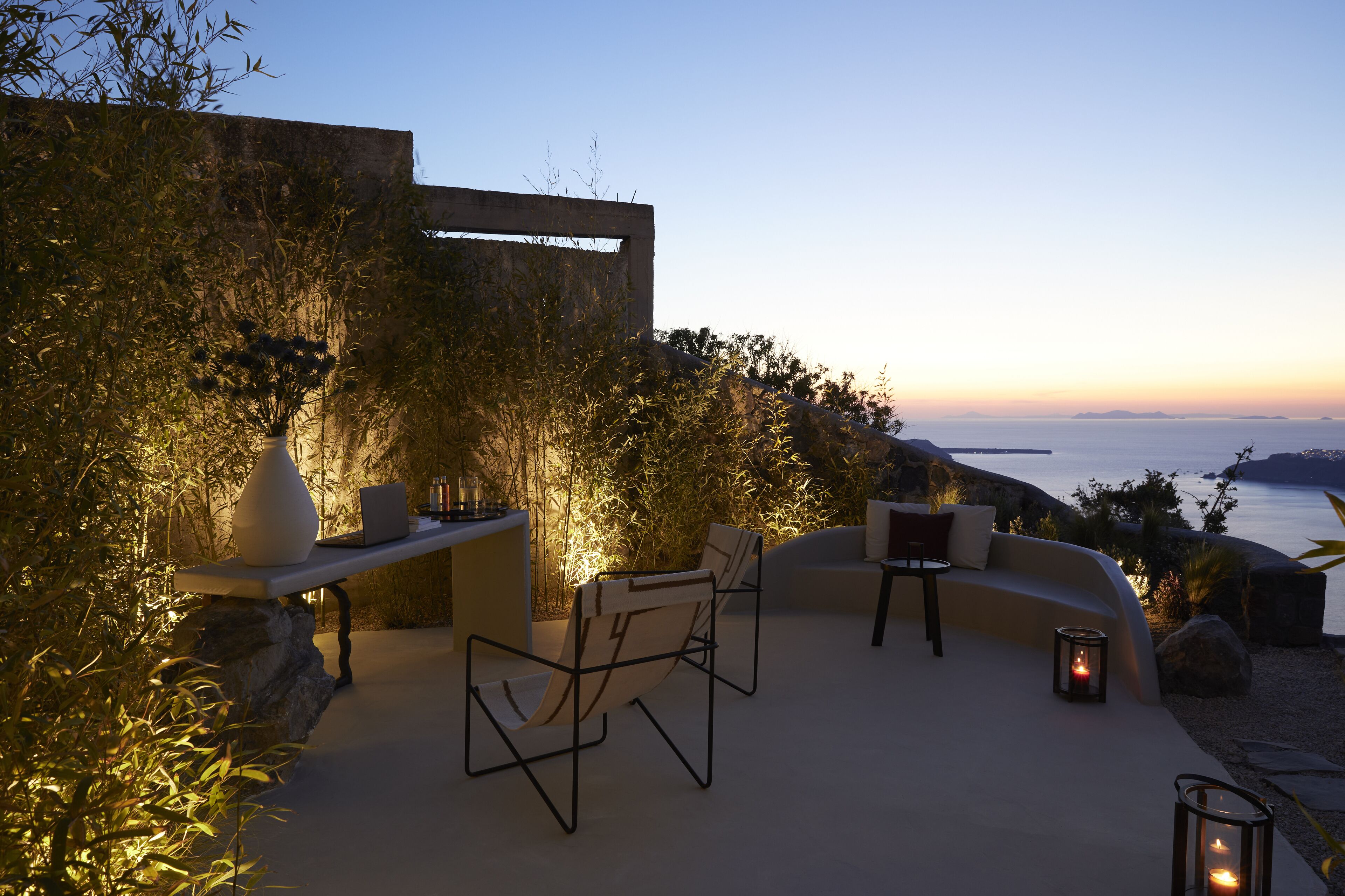 Atoles Retreat