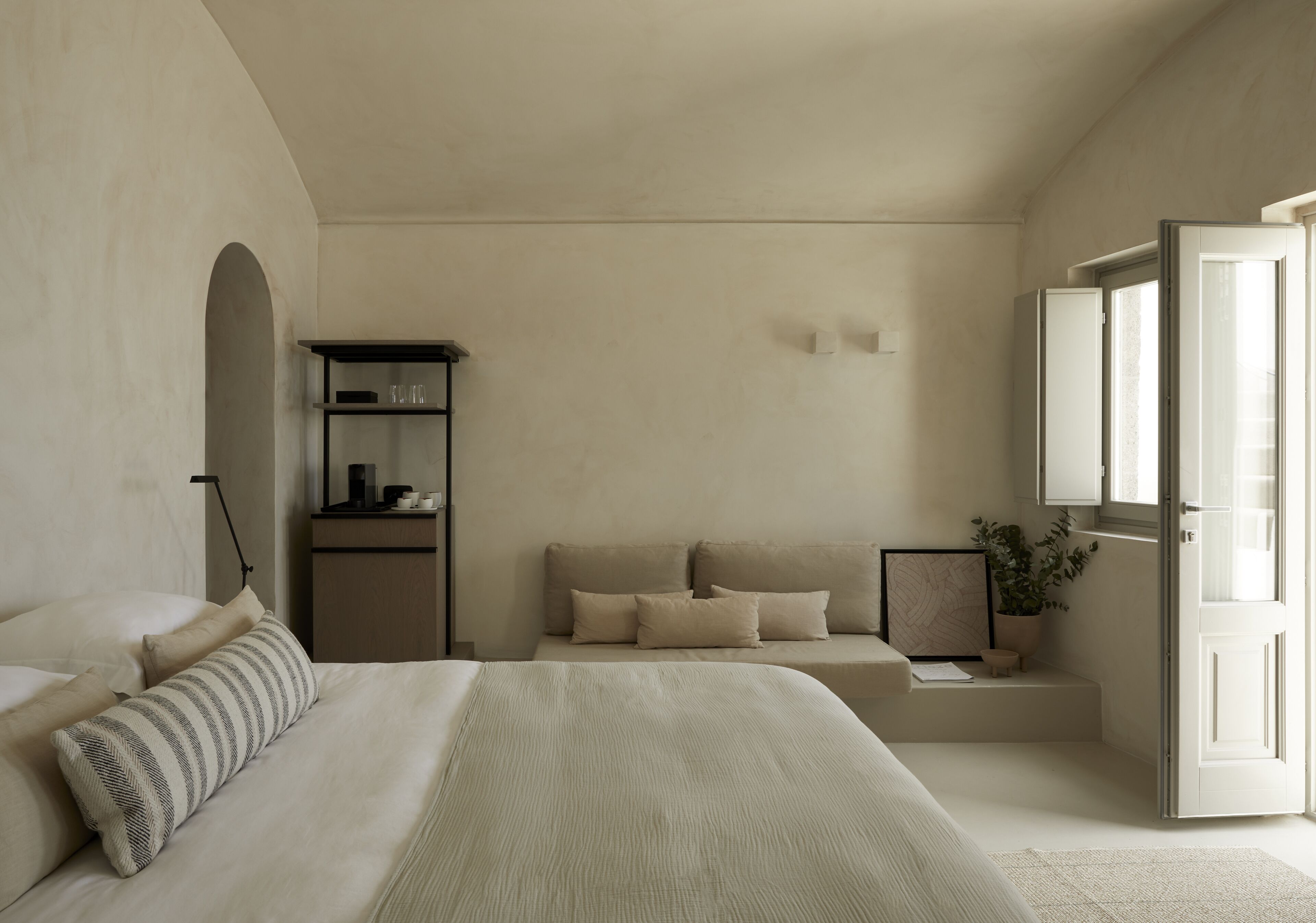 Atoles Retreat