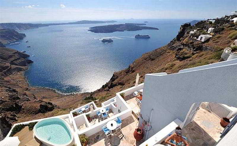Irini's Villas Resort