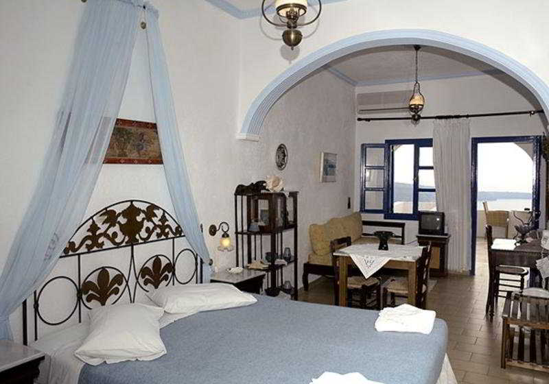 Irini's Villas Resort