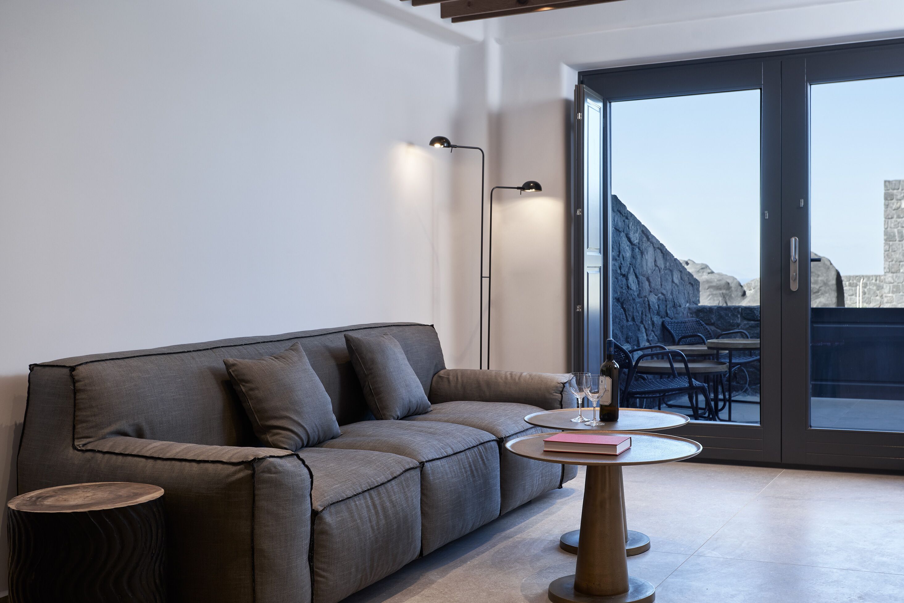 SantAnna Luxury Suites
