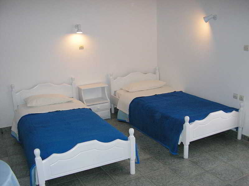 Finikas Hotel