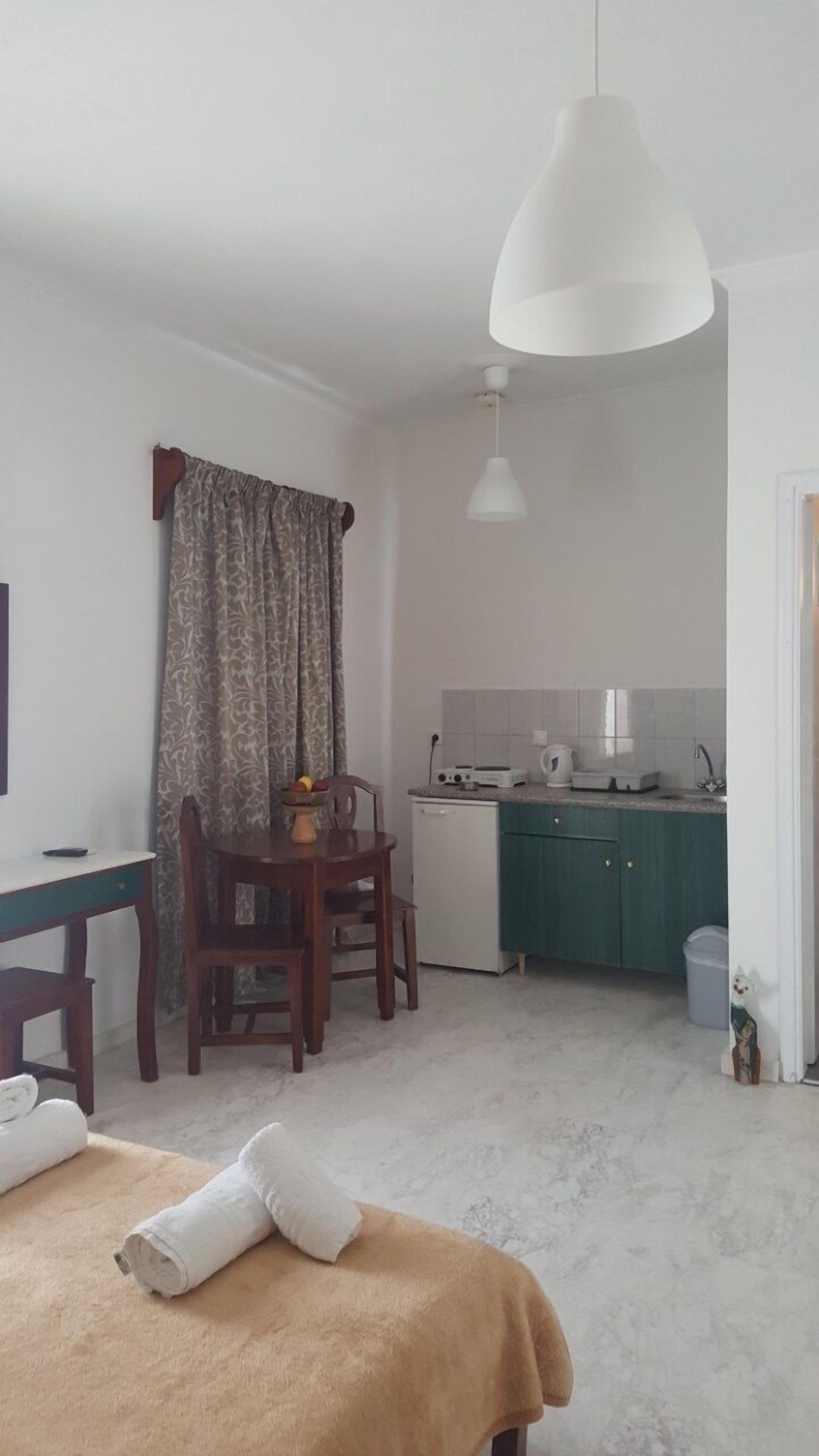 Fomithea Hotel