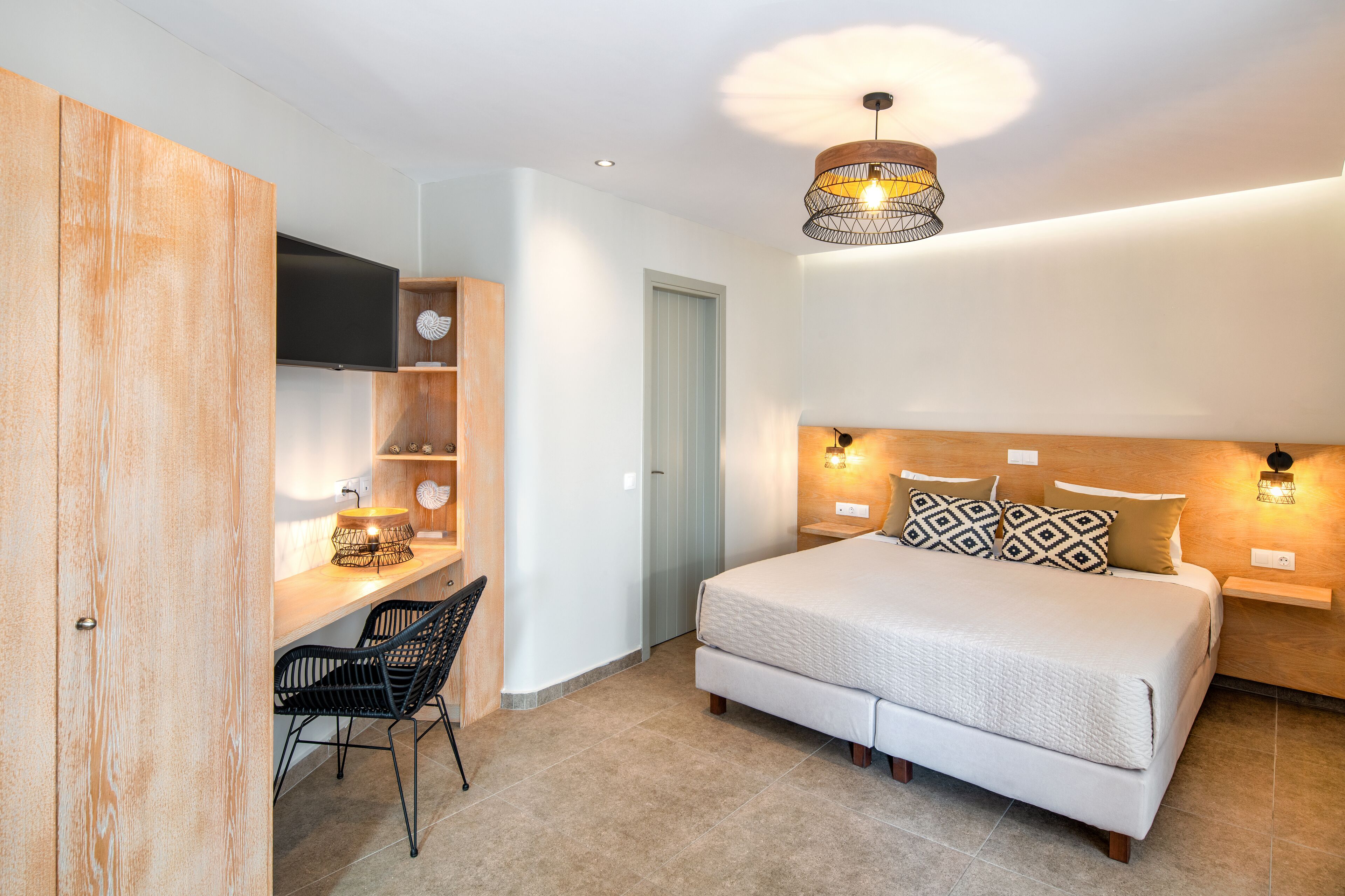Fomithea Hotel