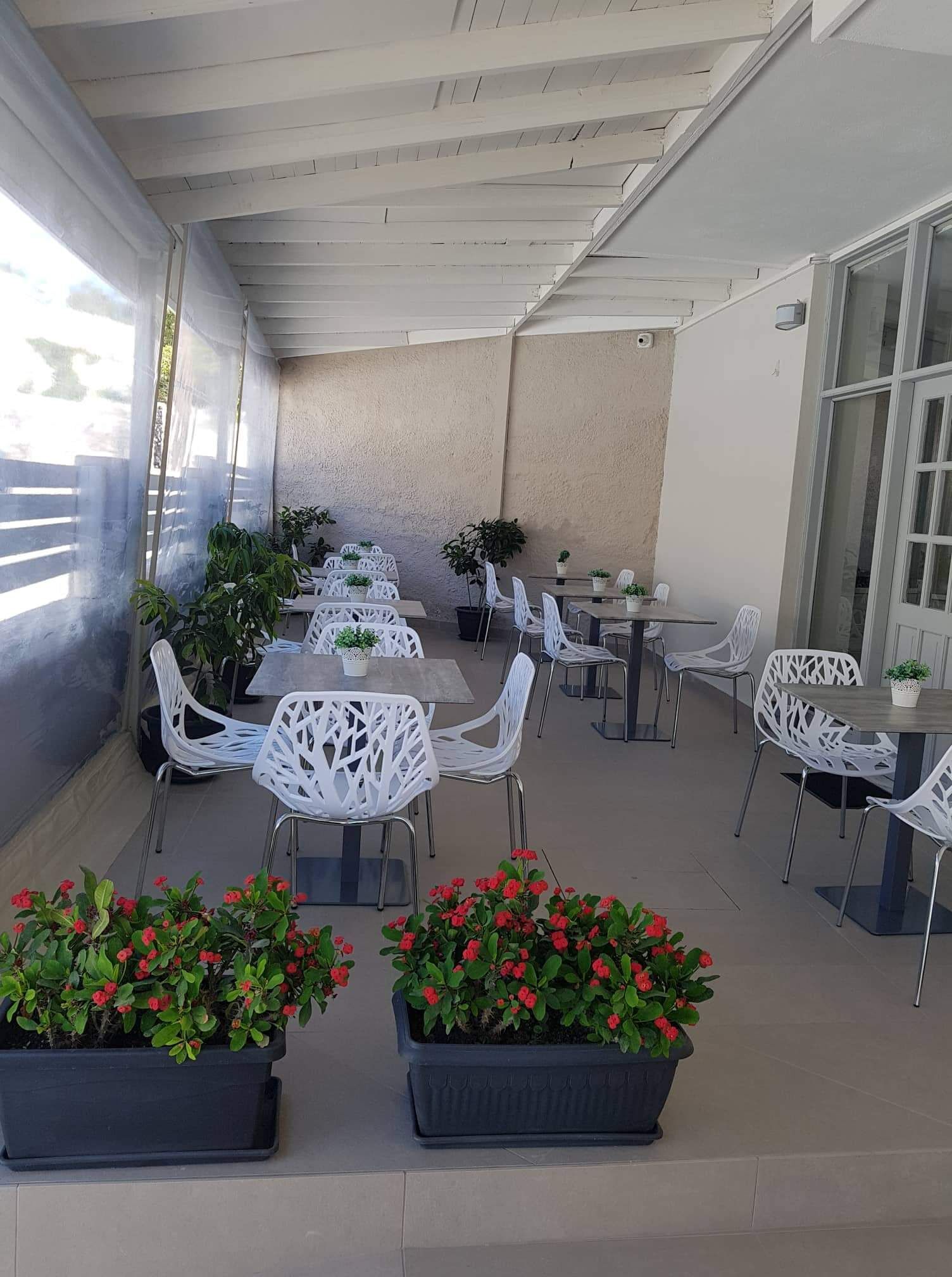 Fomithea Hotel