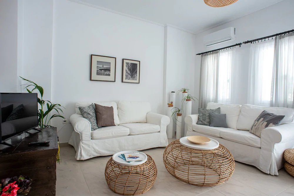 Harmonia House