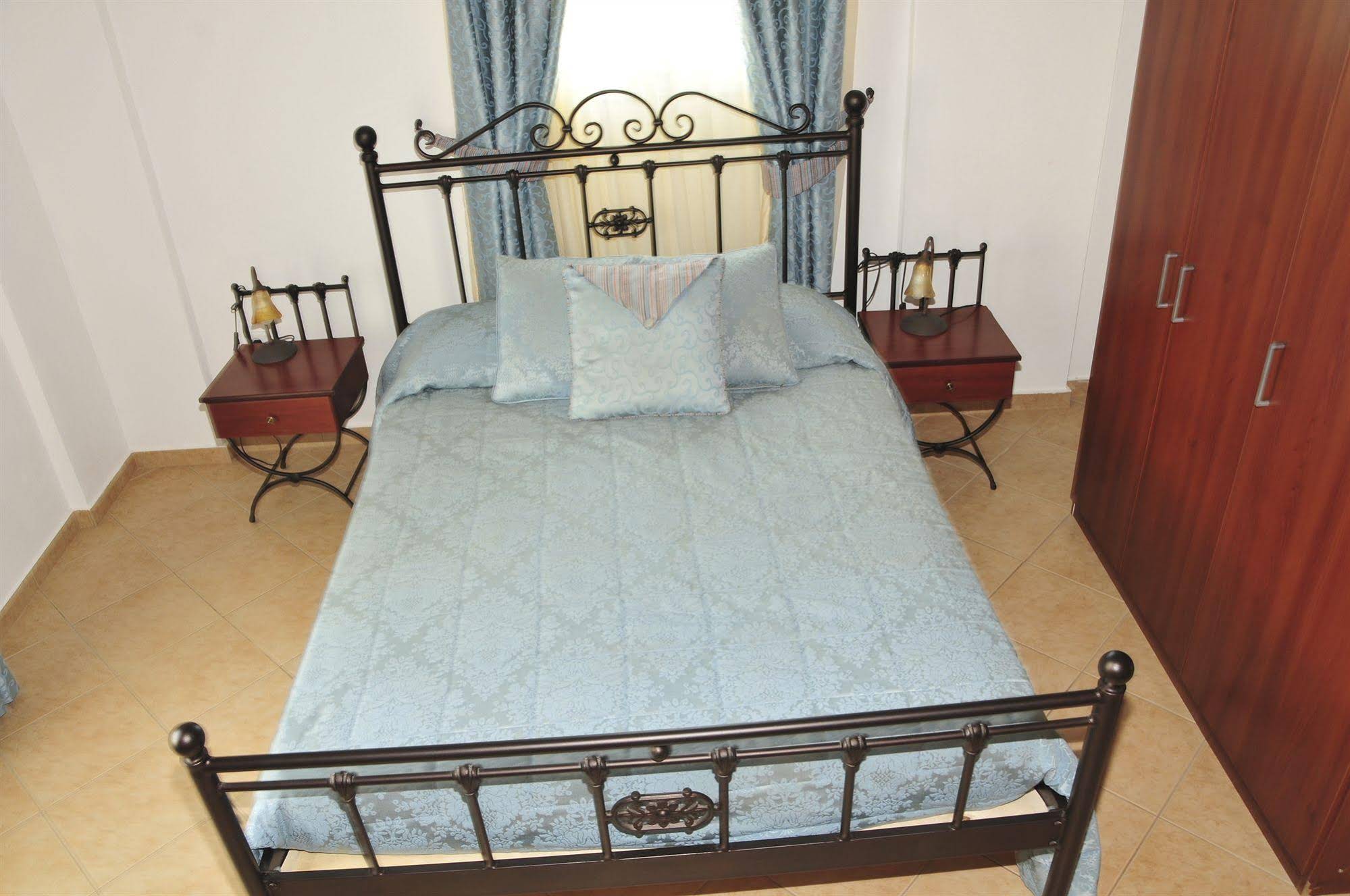 Kalya Suites