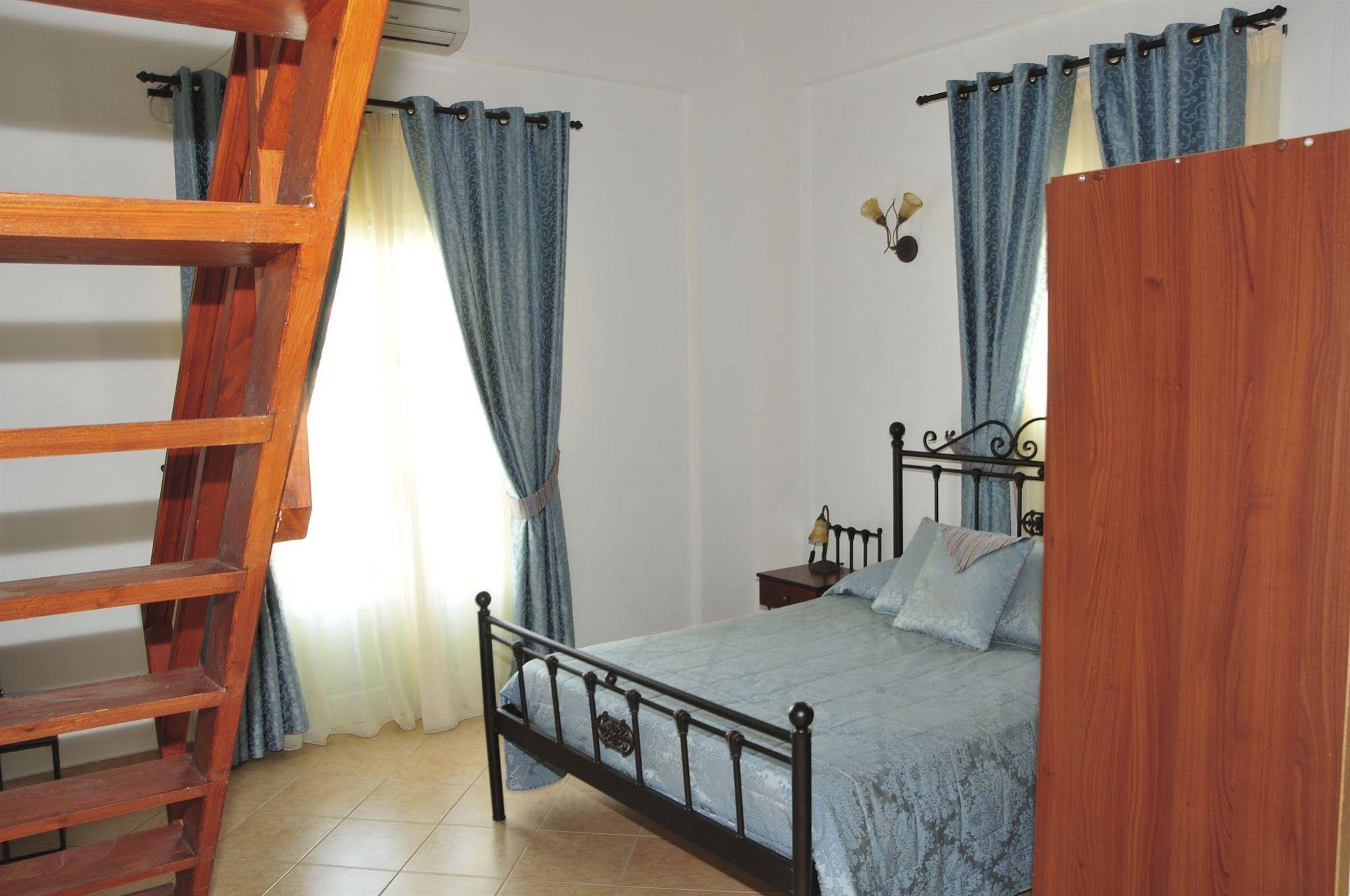 Kalya Suites