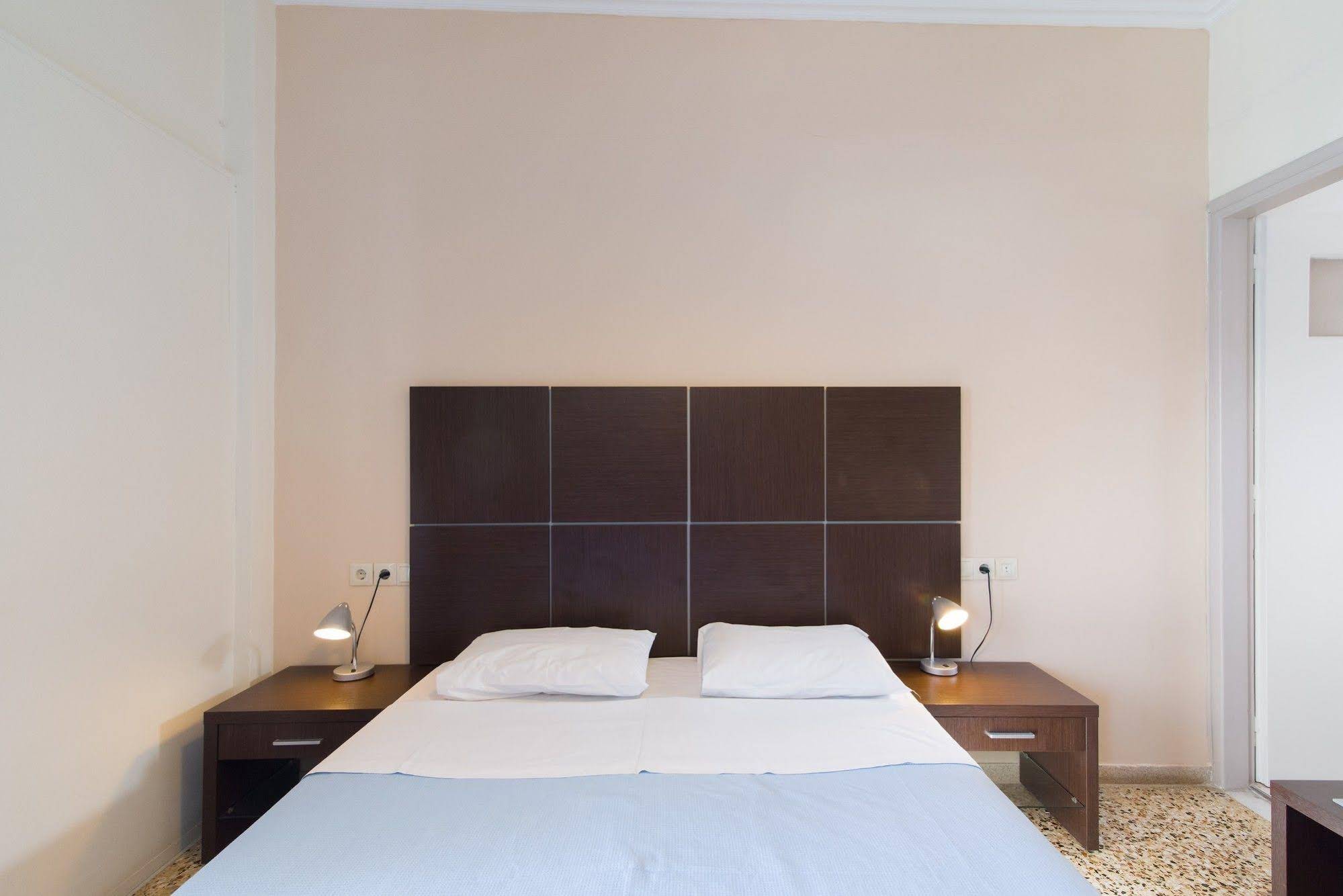 Kamari Blu Boutique Hotel