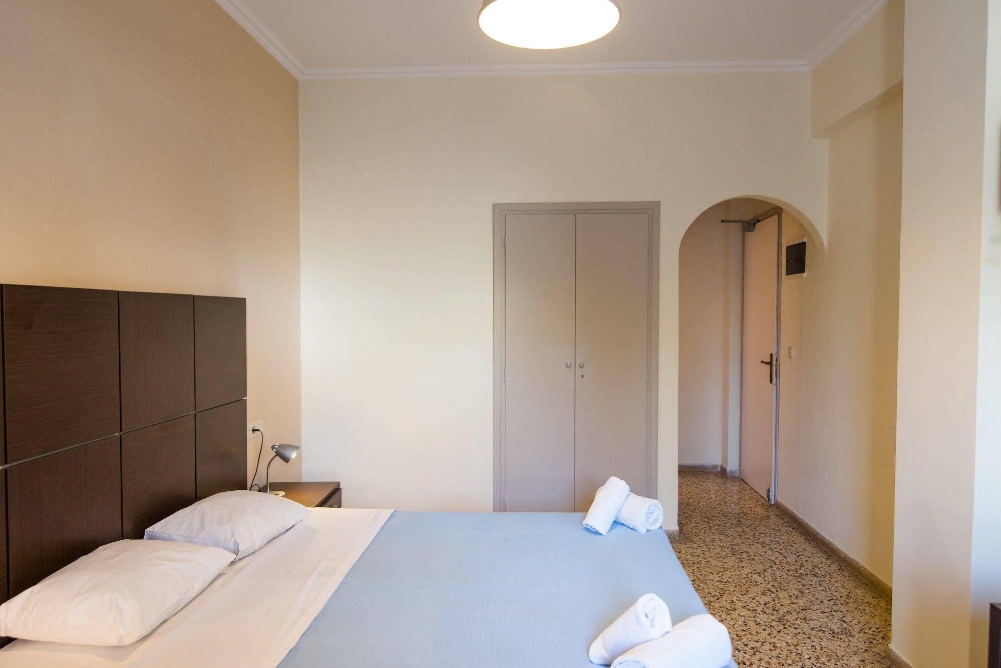 Kamari Blu Boutique Hotel