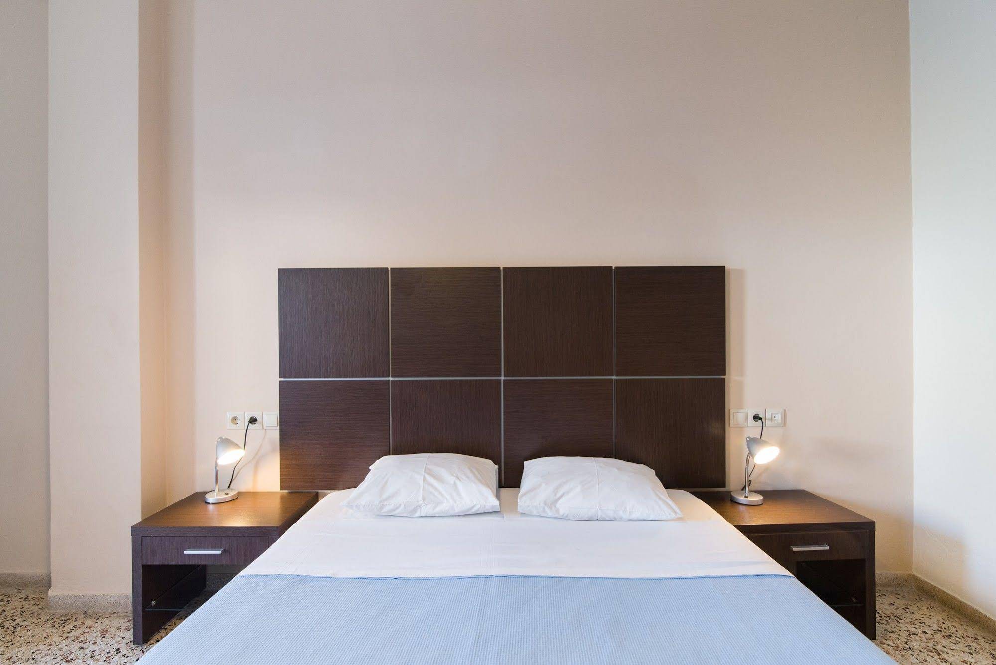 Kamari Blu Boutique Hotel