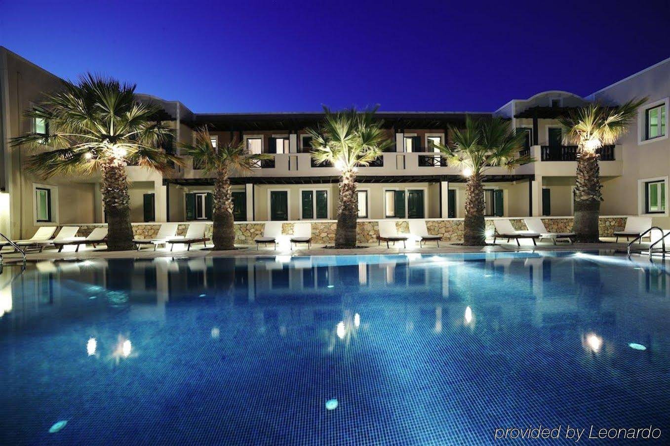 Rose Bay Hotel