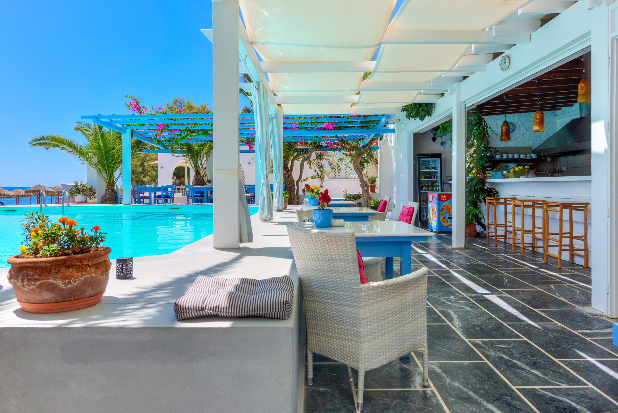 Sigalas Hotel & Apartments