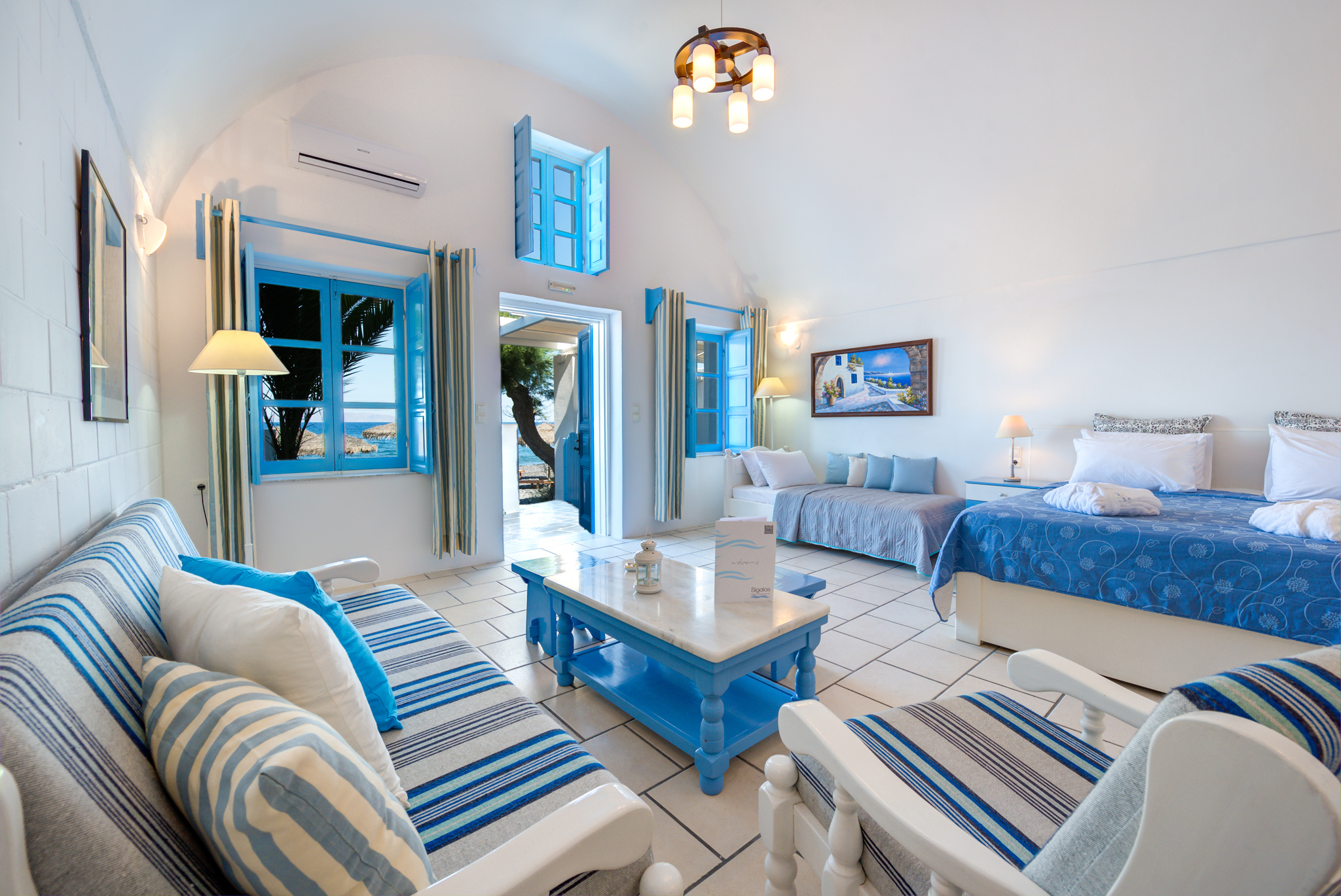 Sigalas Hotel & Apartments