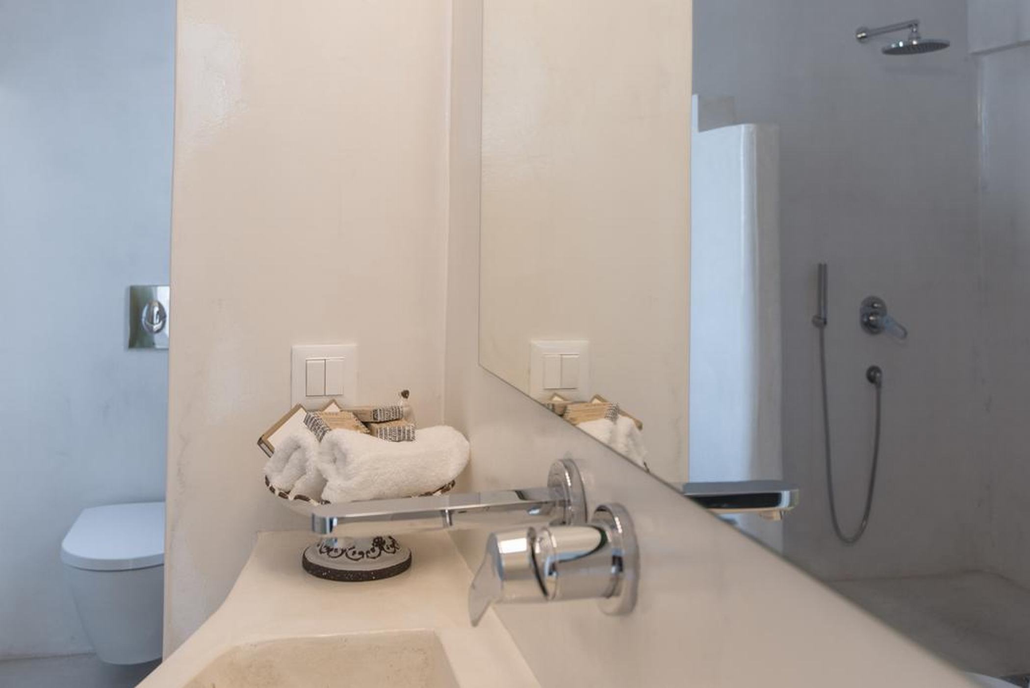Lagadi Suites