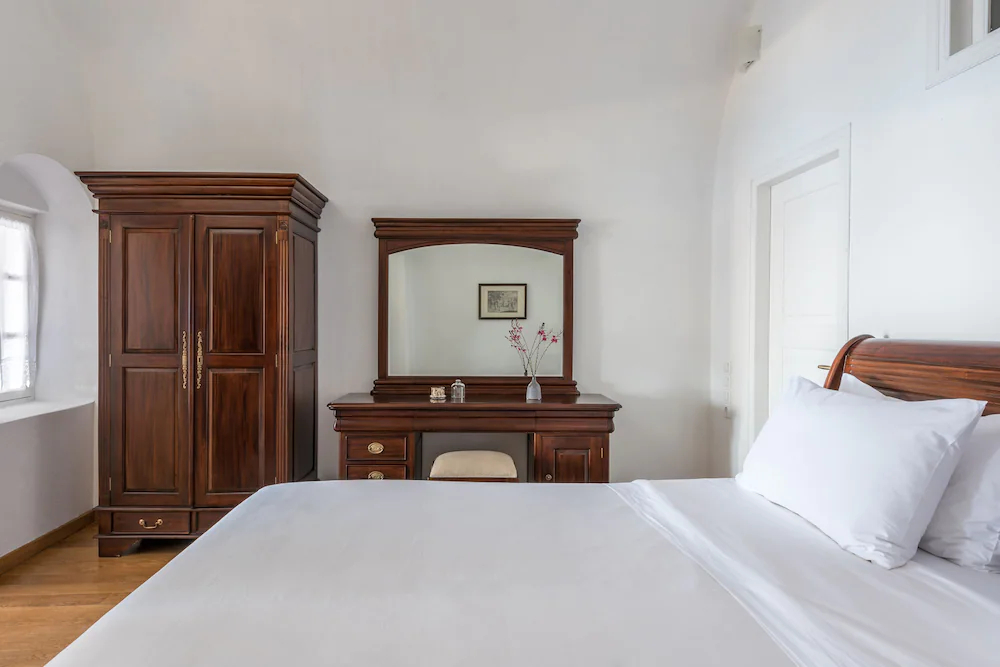Chelidonia Luxury Suites