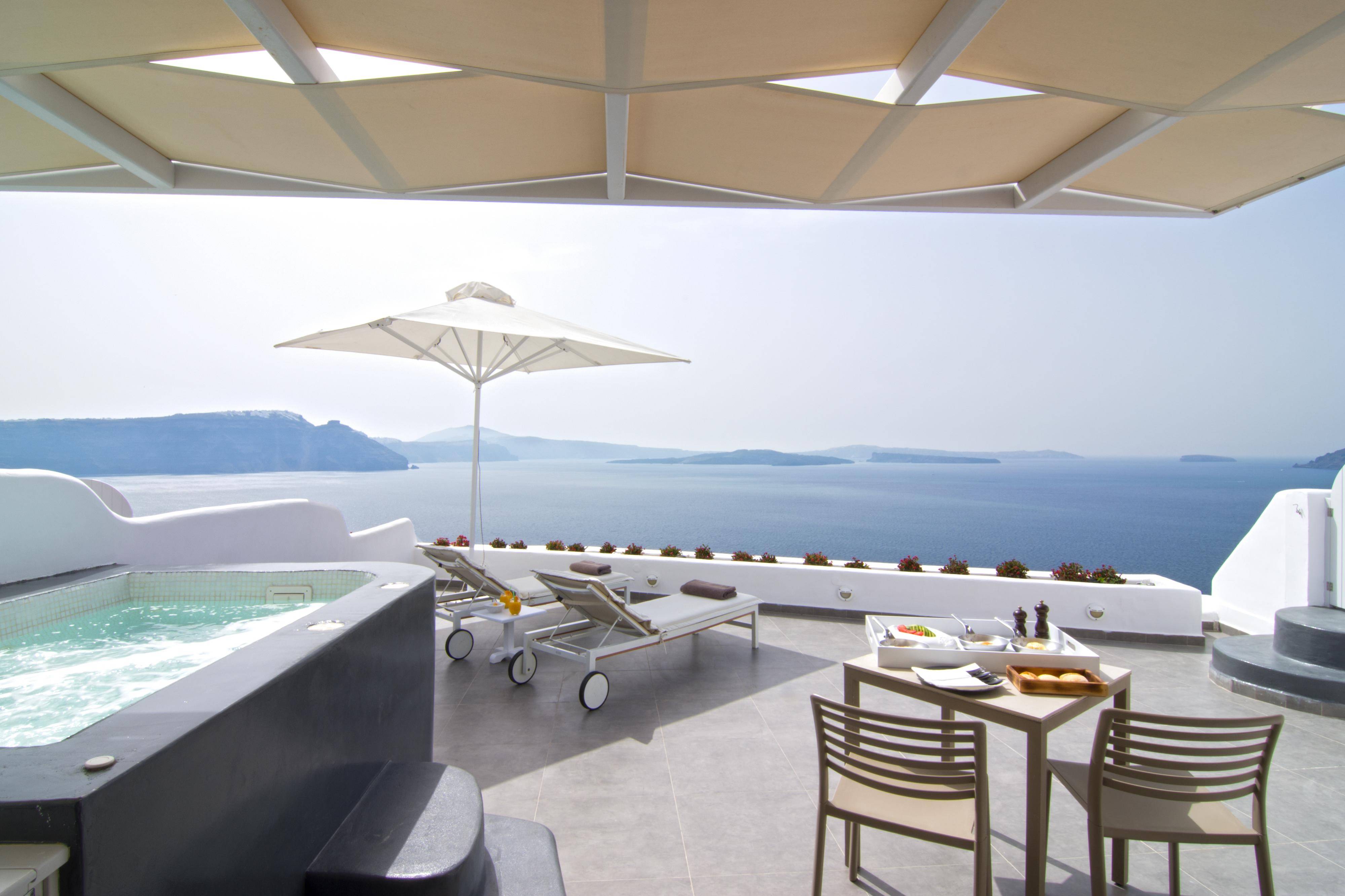 Santorini Secret Suites & Spa