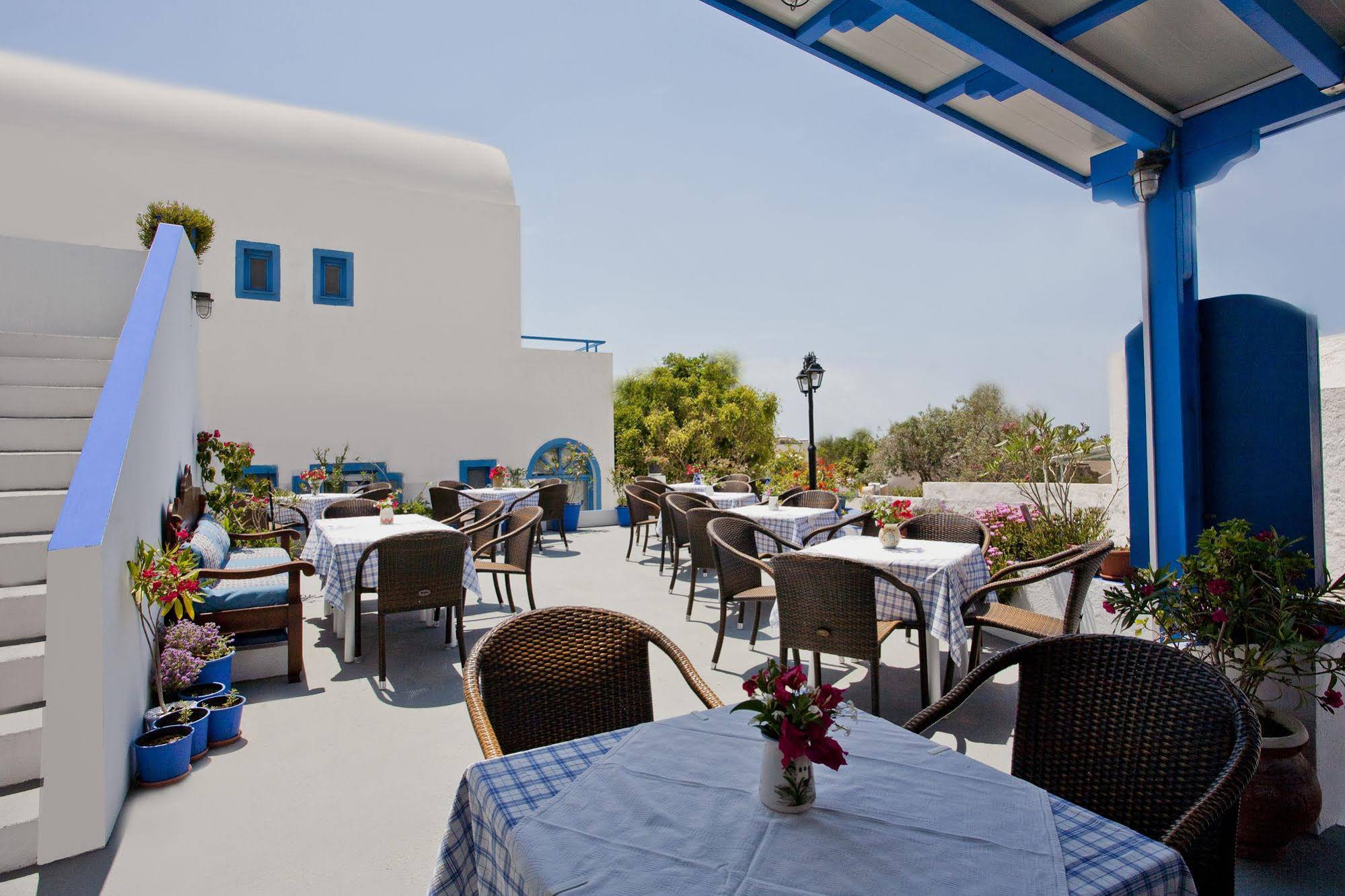 Ancient Thera Studios & Restaurant