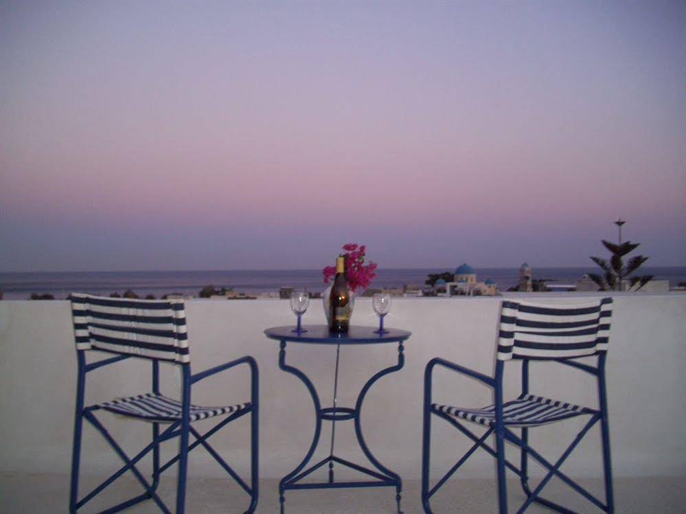 Ancient Thera Studios & Restaurant