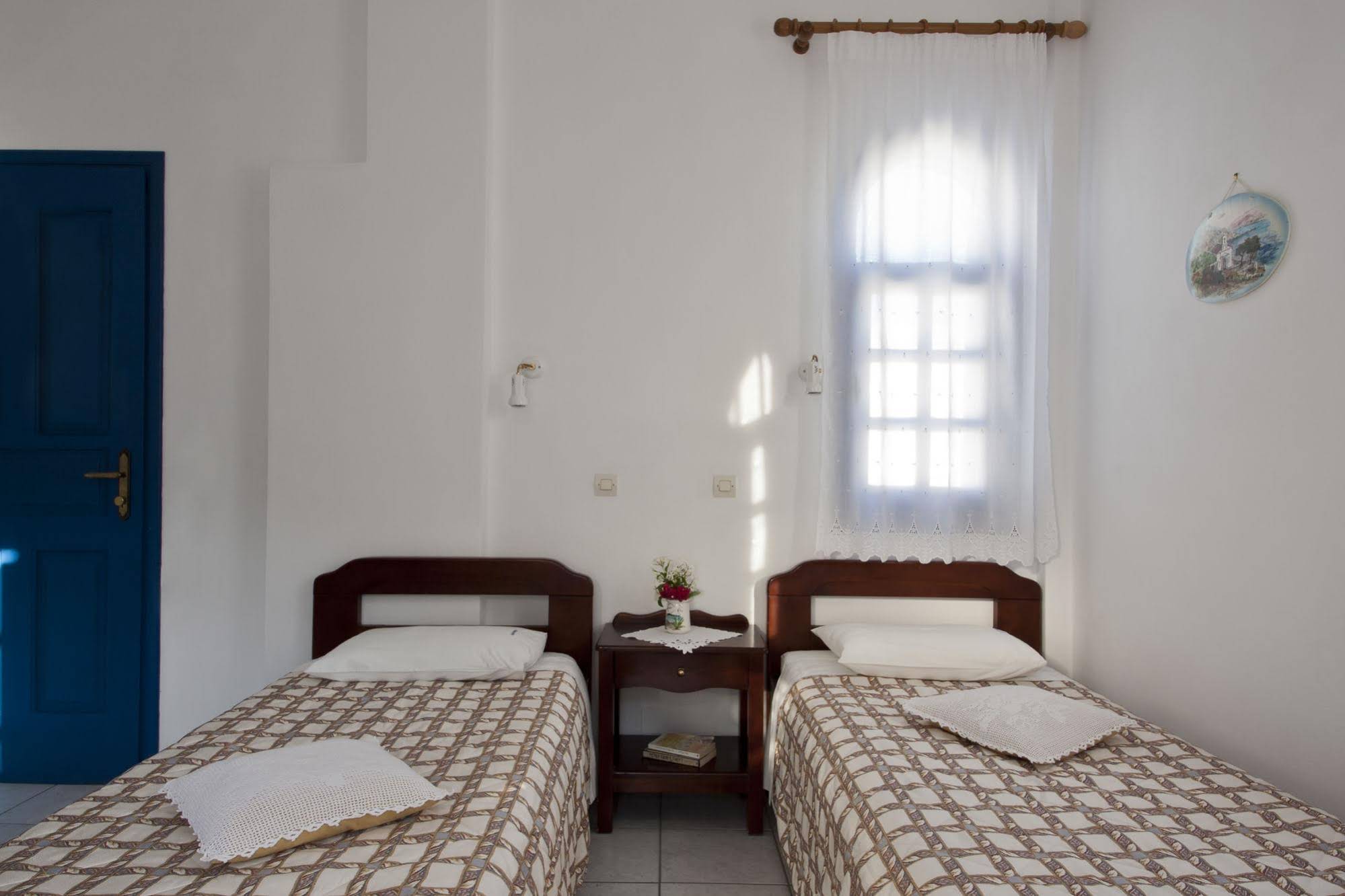 Ancient Thera Studios & Restaurant