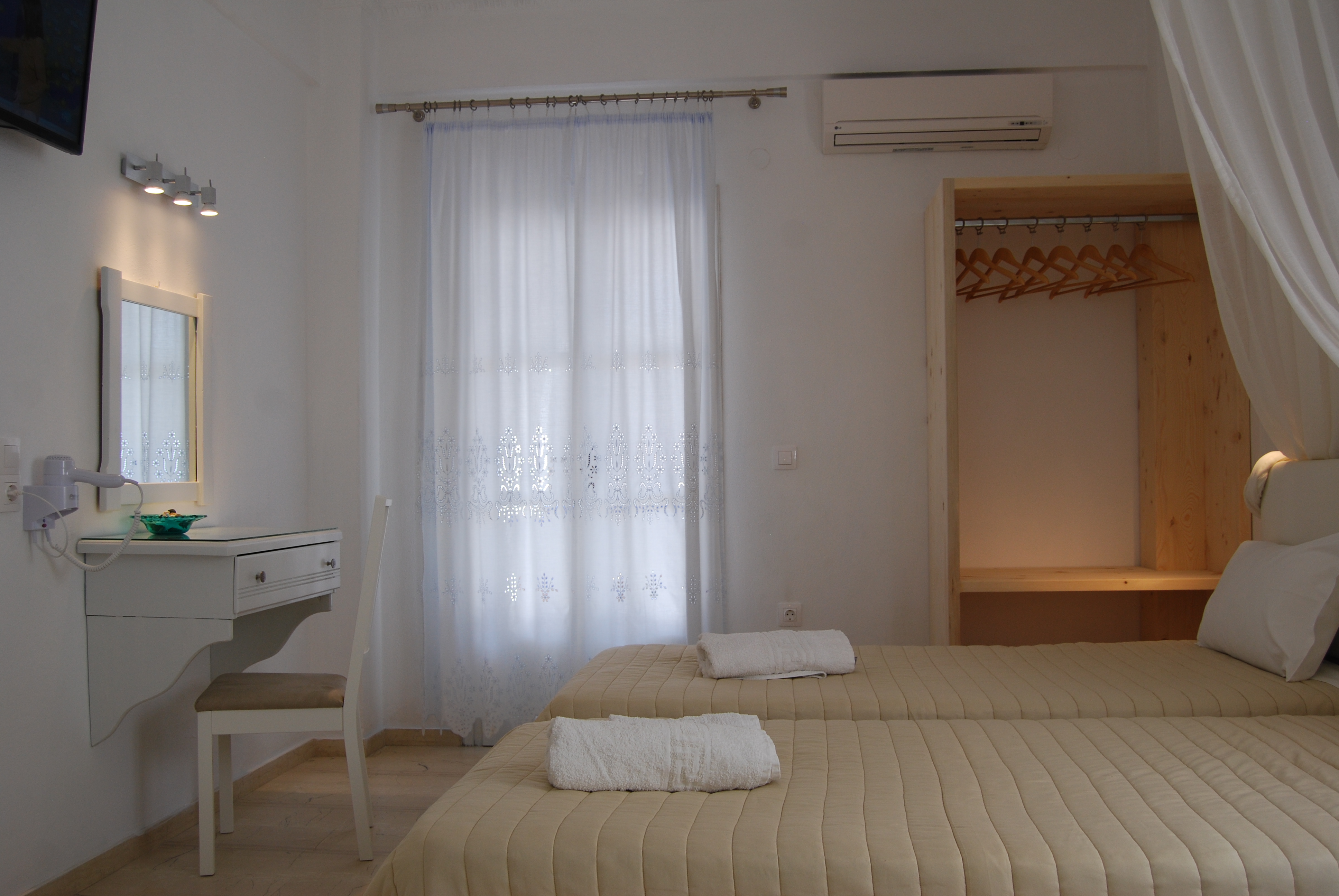 Aretousa Villas