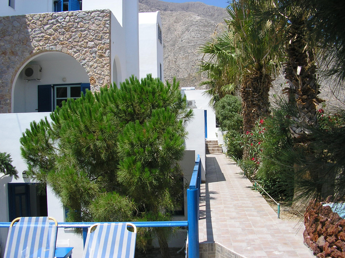 Gaia Hotel