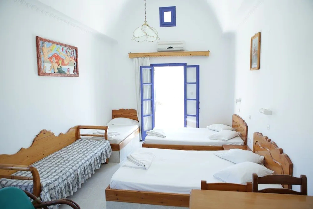 Hotel Perissa