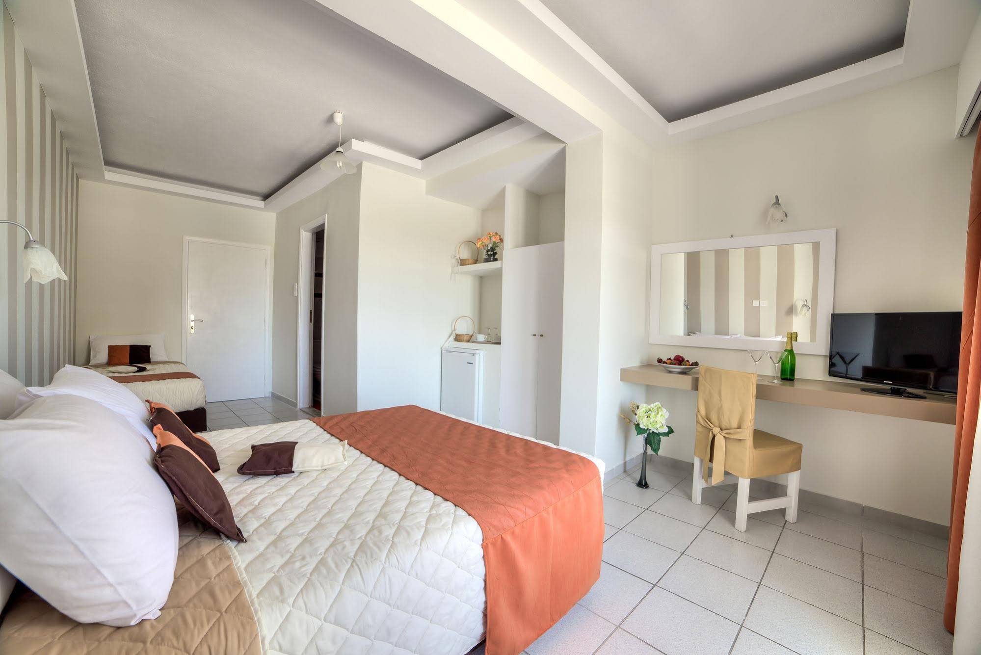 Pantheon Hotel