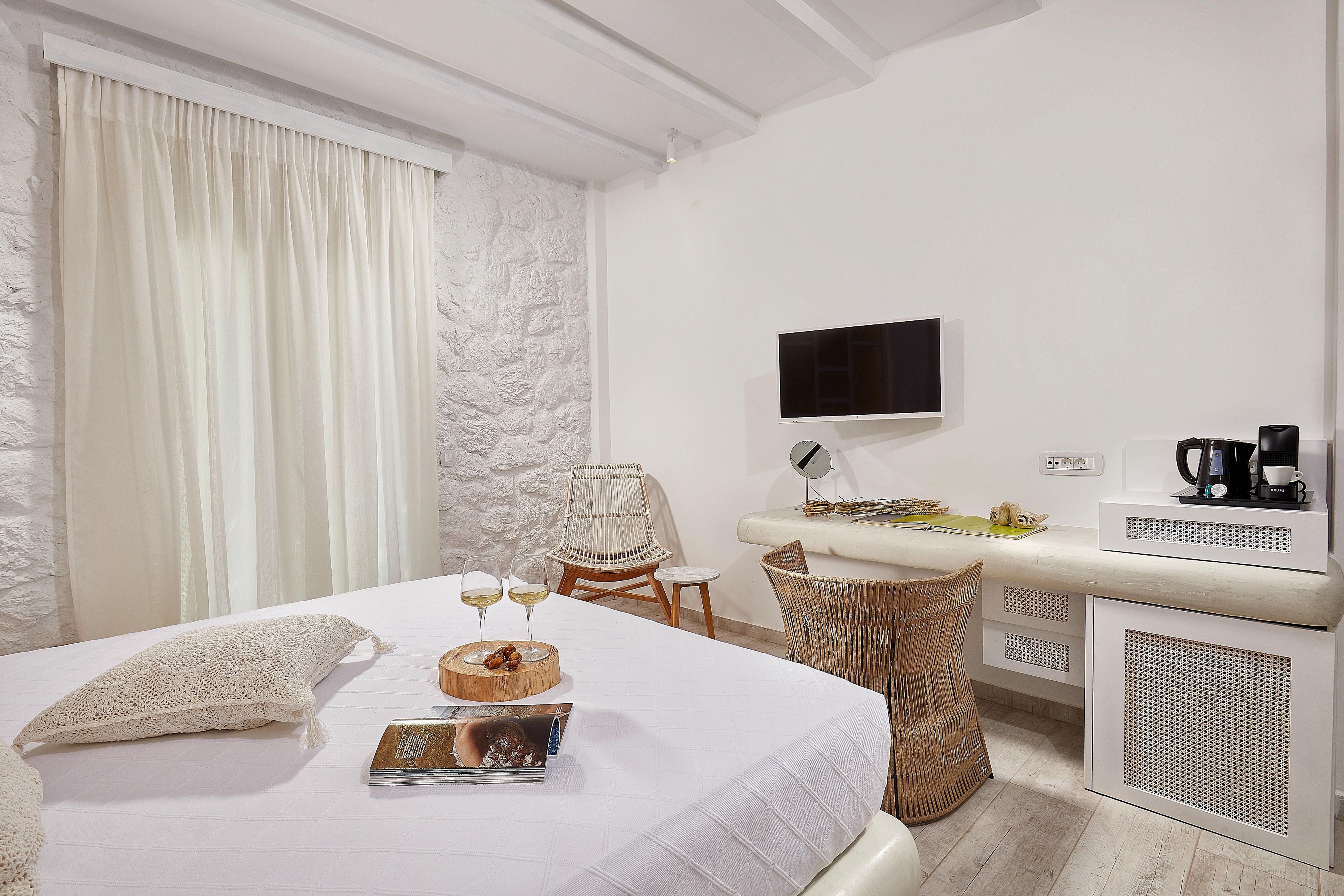 Petri Suites