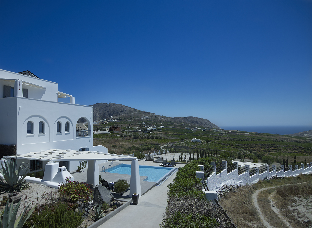 Christou Estate & Villas