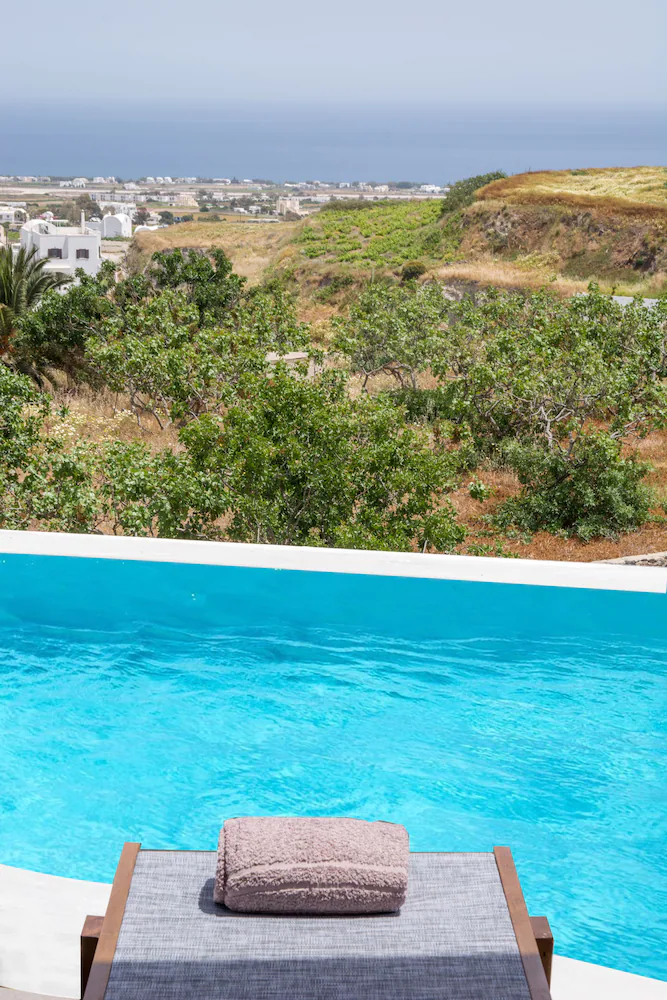 Amphitrite Suites Santorini