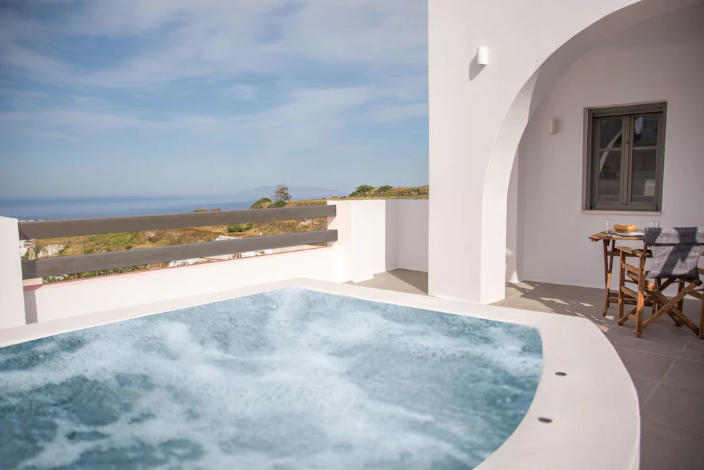Amphitrite Suites Santorini