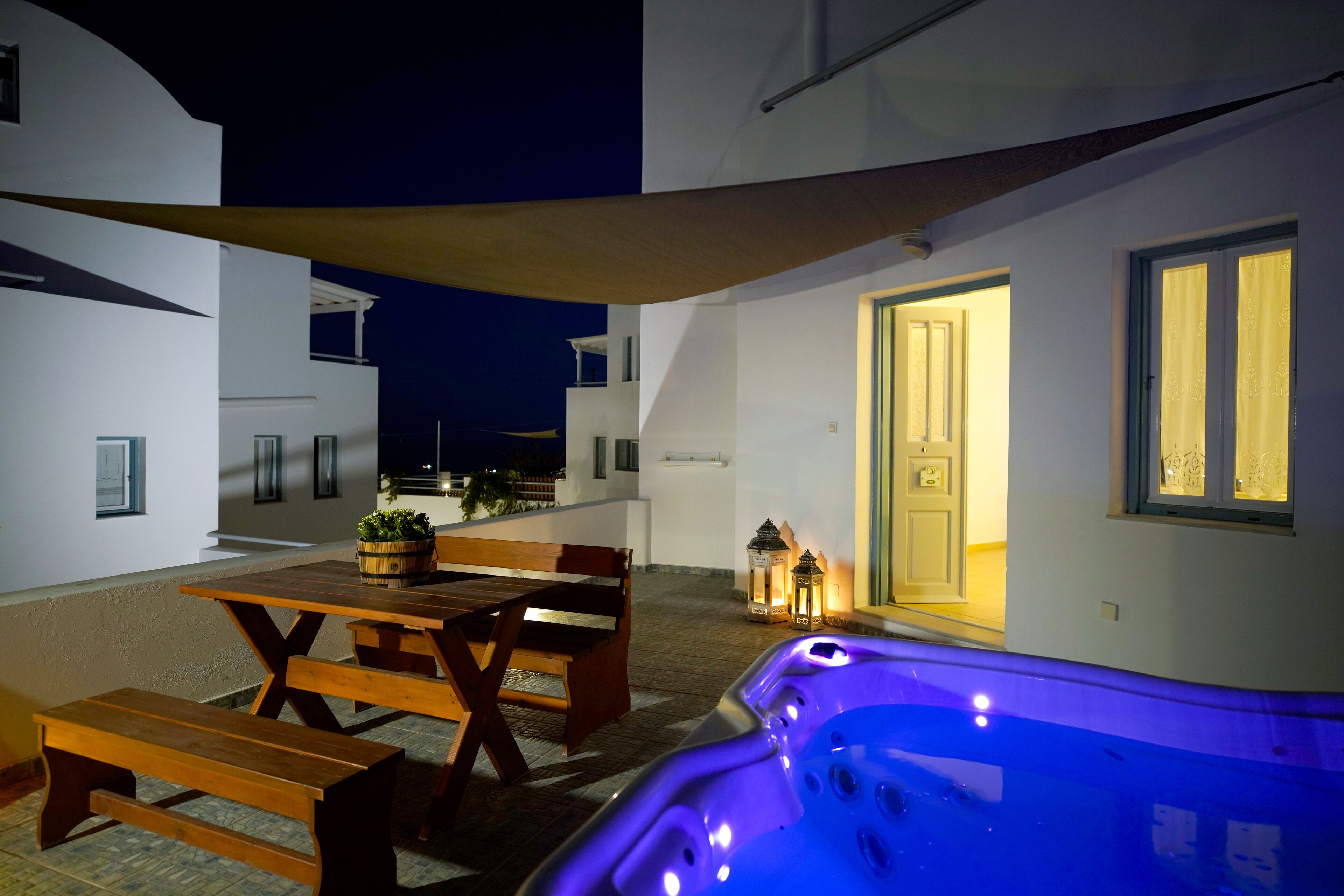 Athiri Santorini Family Friendly Hotel