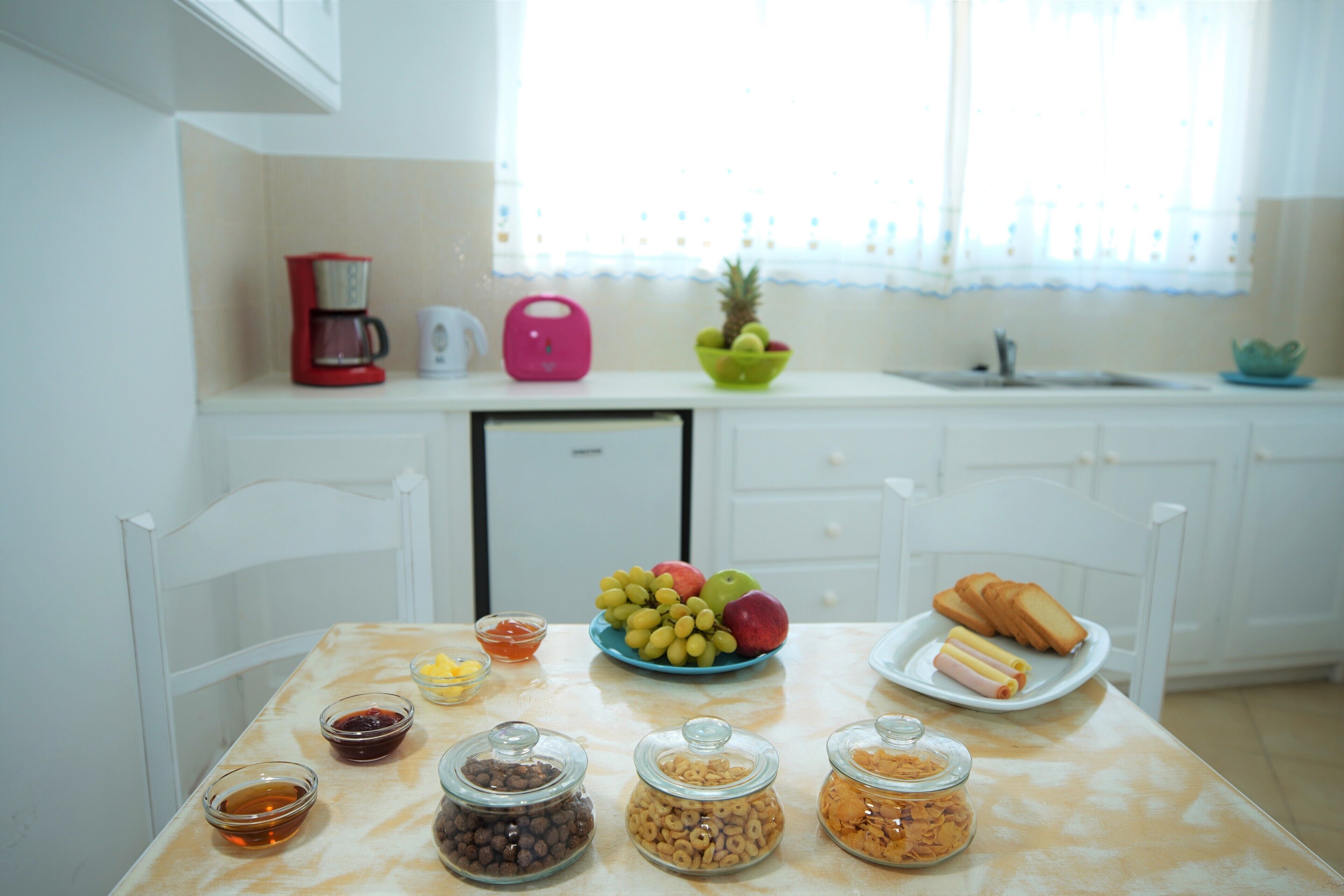 Athiri Santorini Family Friendly Hotel