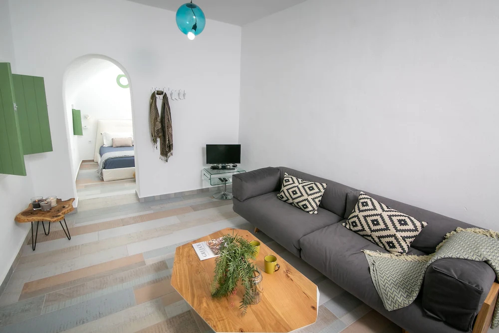 Elite Houses