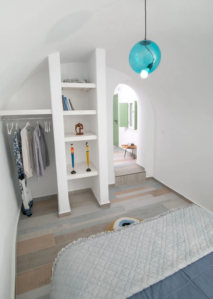 Elite Houses