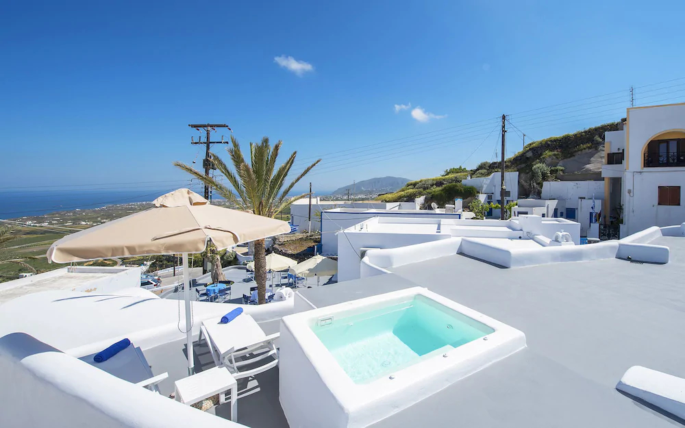 Kadia Traditional Residencies