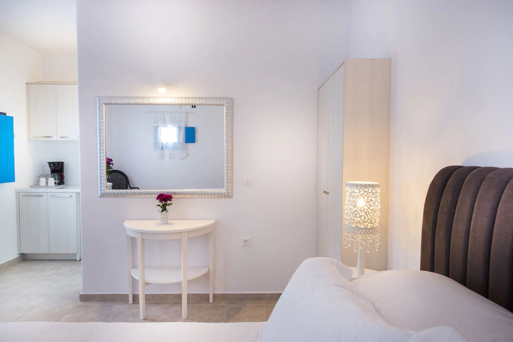 Kadia Traditional Residencies