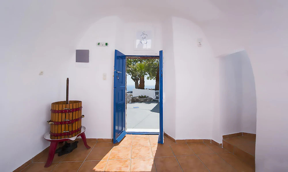 Kadia Traditional Residencies