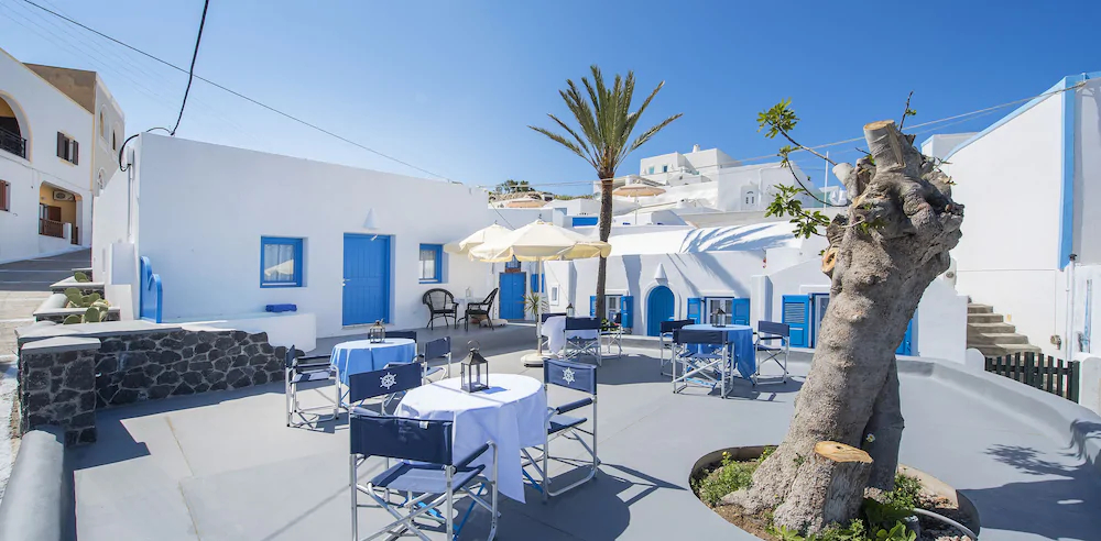 Kadia Traditional Residencies