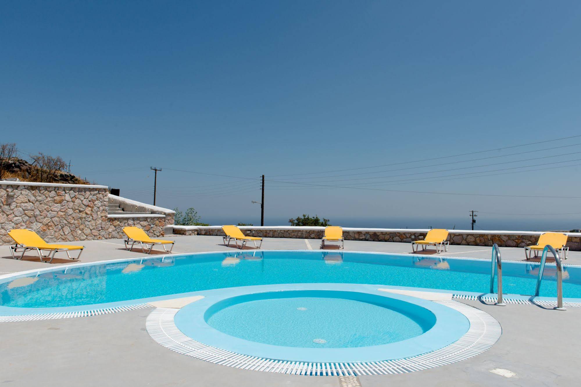 Moonlight Apartments Santorini