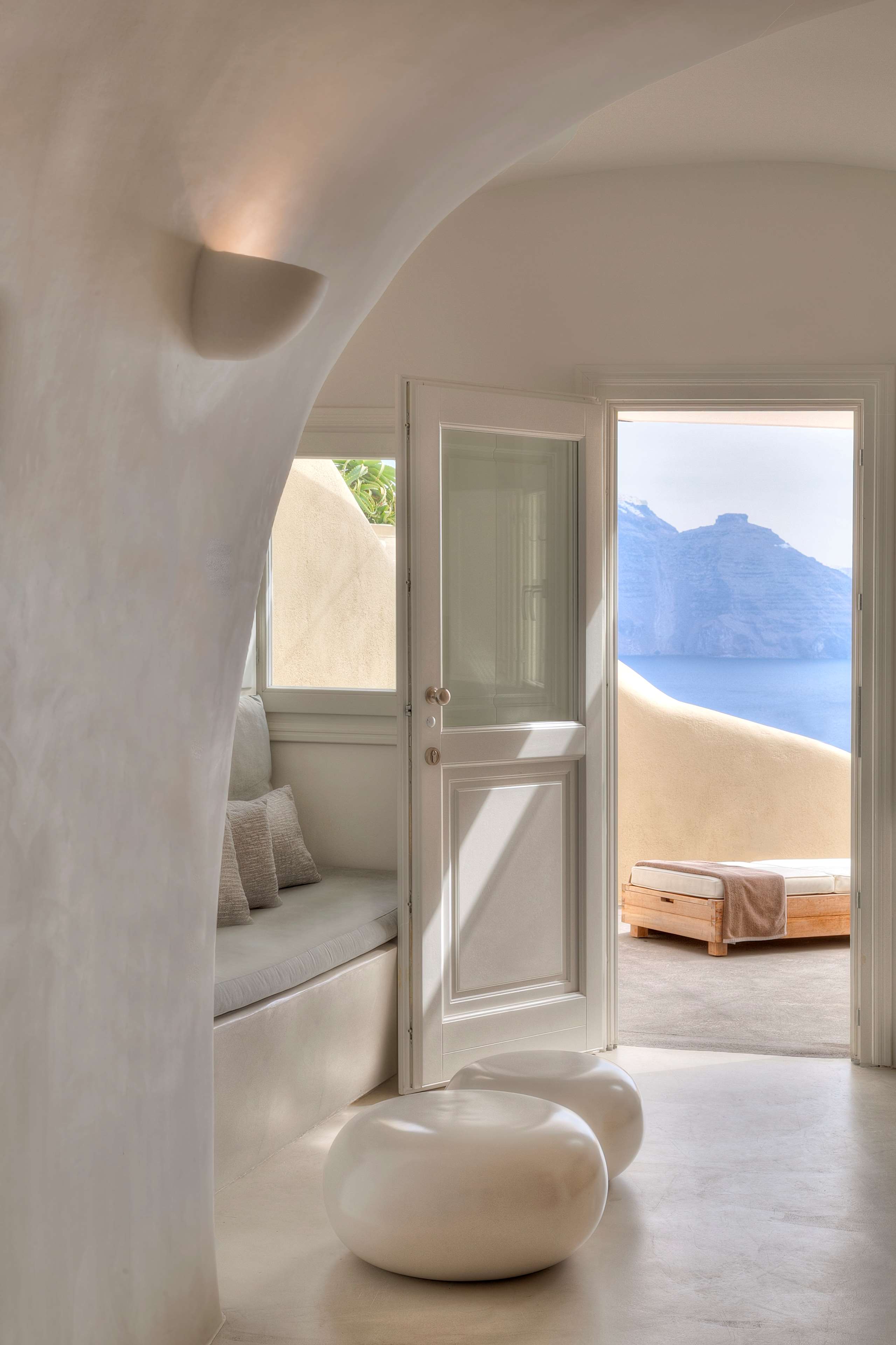 Mystique A Luxury Collection Hotel, Santorini