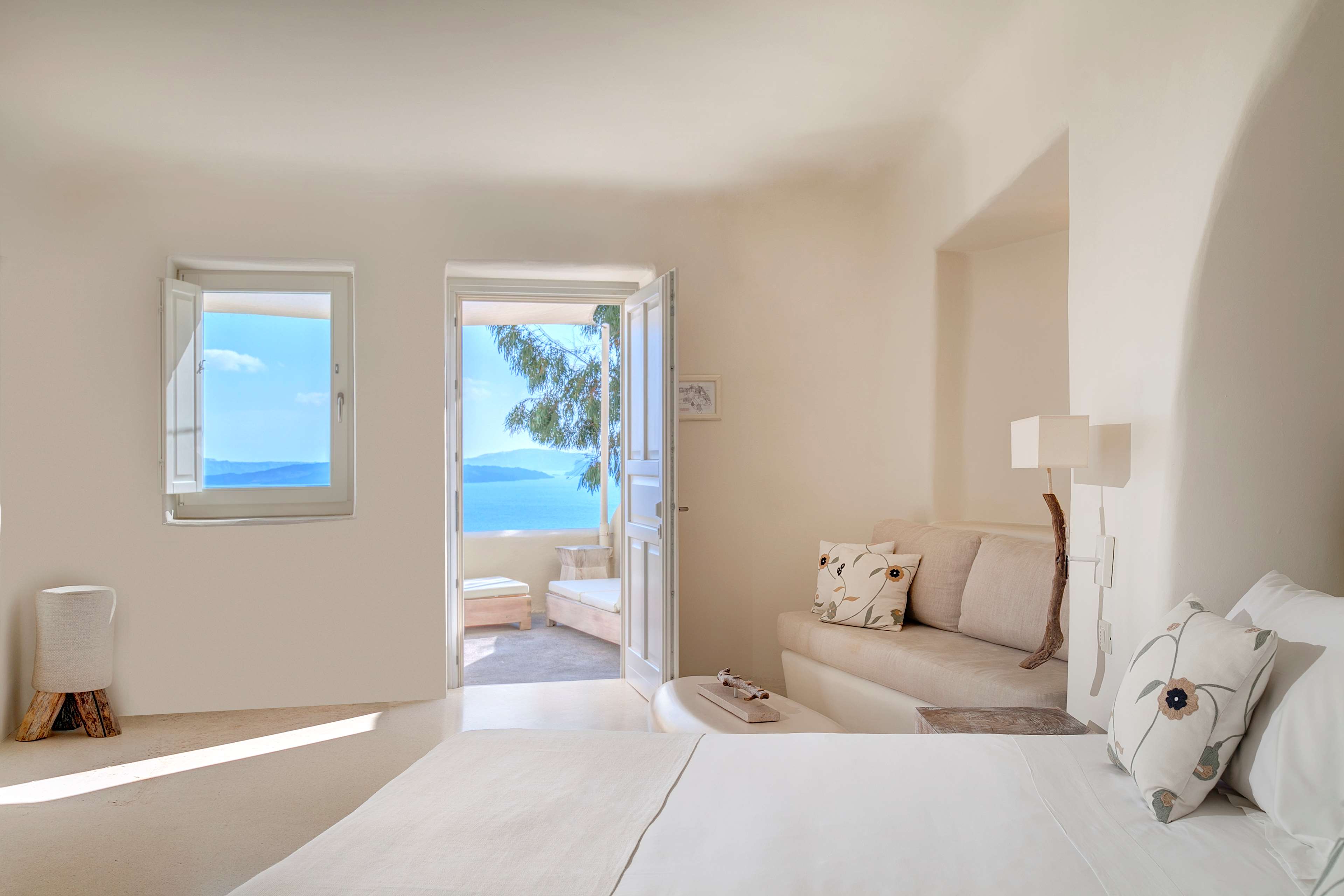 Mystique A Luxury Collection Hotel, Santorini