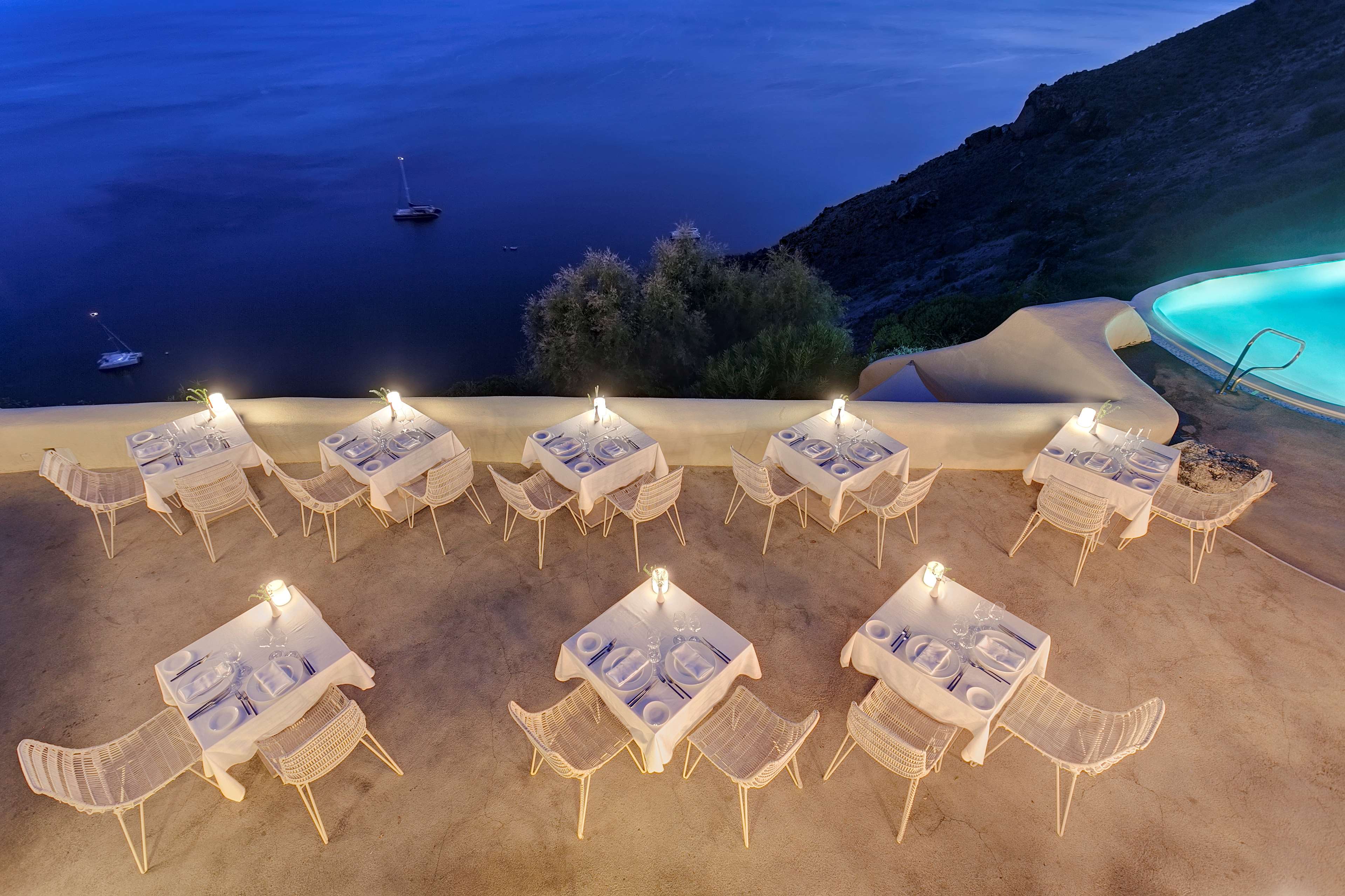 Mystique A Luxury Collection Hotel, Santorini