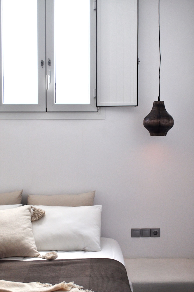 Nerti Suites