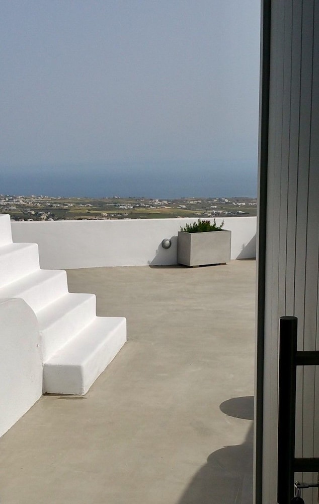 Nerti Suites