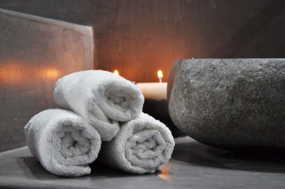 Nerti Suites