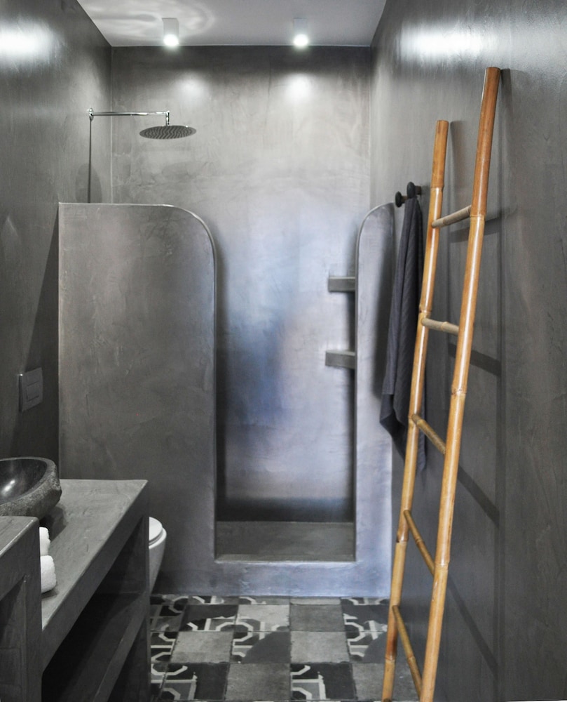 Nerti Suites